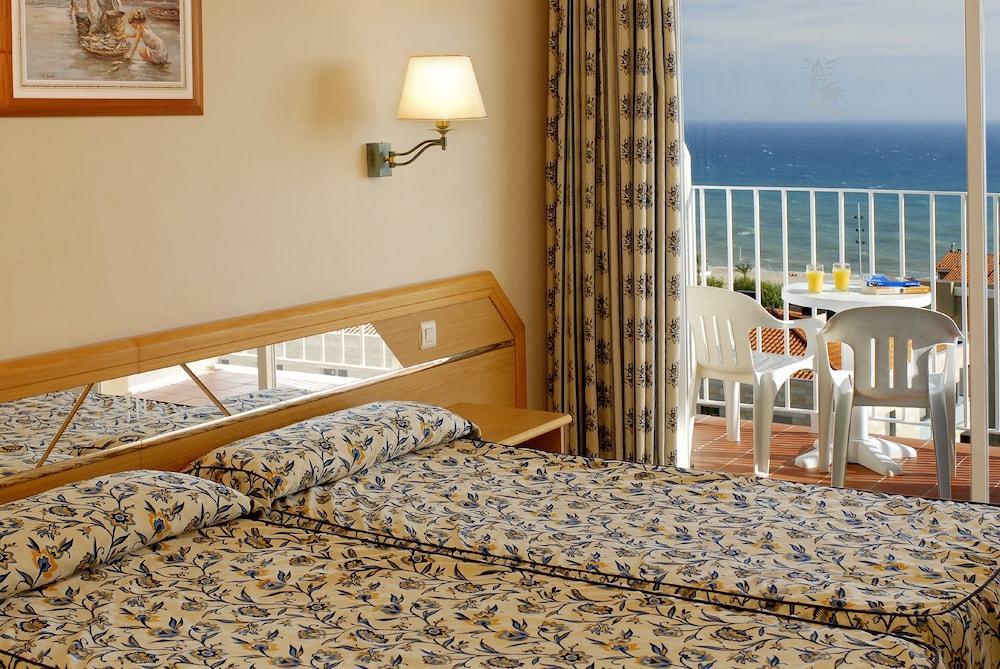 Hotel Catalonia 3*