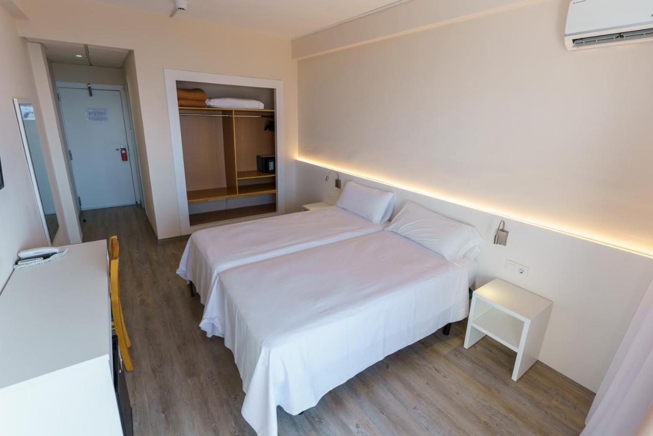 Checkin Catalonia Hotel 3*