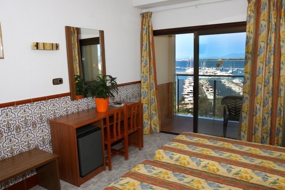 Catalonia Hotel